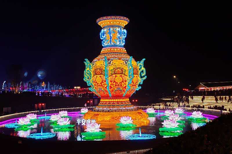 彩车彩船